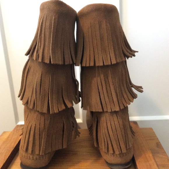 3-Layer Fringe Boot Minnetonka boots - Picture 16 of 16